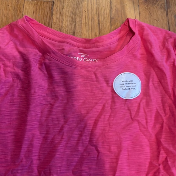 Pink top - Picture 2 of 3